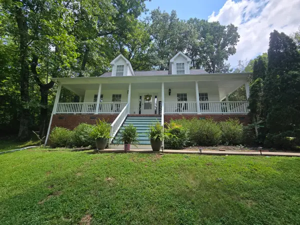 203 Brady Drive, Dickson, TN 37055