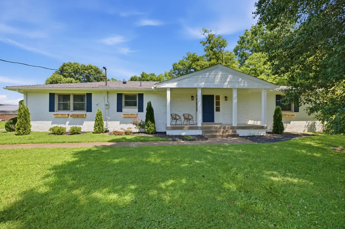 202 Harpeth Hills Dr, Franklin, TN 37069 - #1