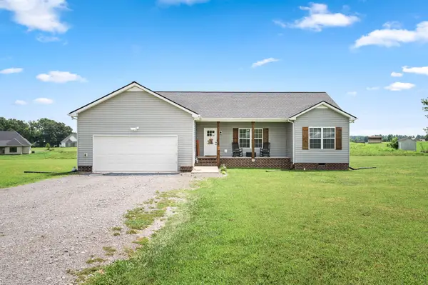 64 Cannon Pl, Woodbury, TN 37190
