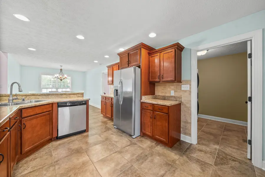 3662 Steeplechase Ln, Hopkinsville, KY 42240 - #3