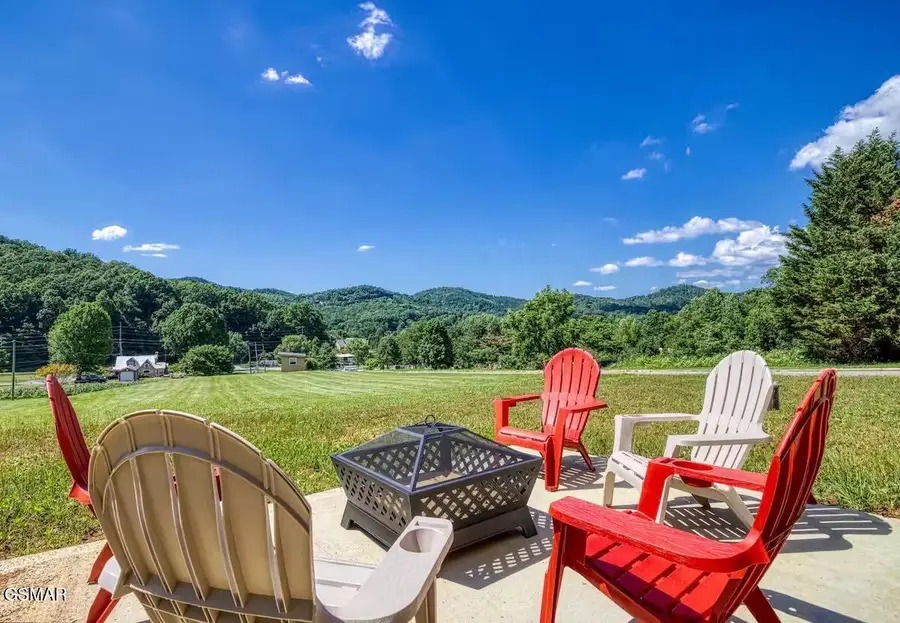 3136 Thomas Headrick Road, Sevierville, TN 37862 - #3