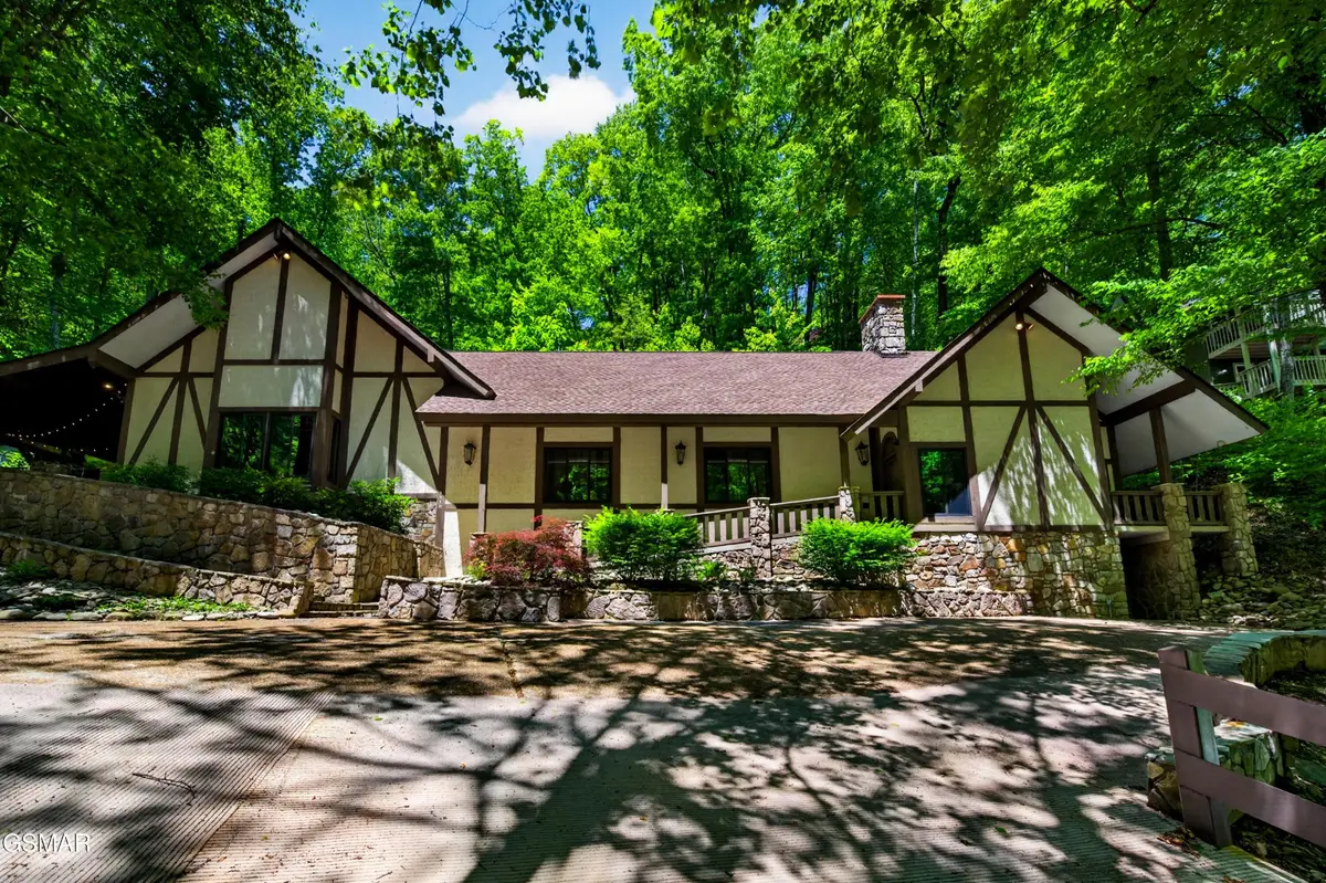 1116 Ski Mountain Road, Gatlinburg, TN 37738 - #1
