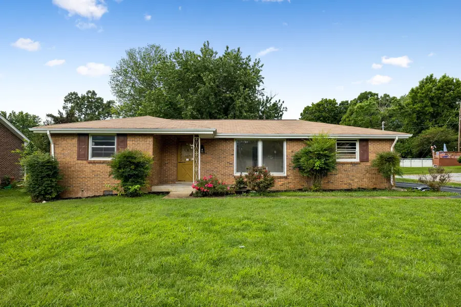 209 Pleasant Hill Dr, Springfield, TN 37172 - #2