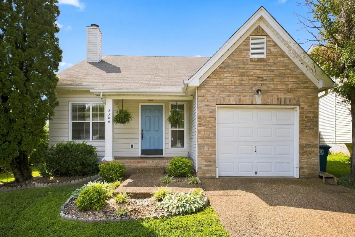 2306 Surrey Ln, Franklin, TN 37067 - #1