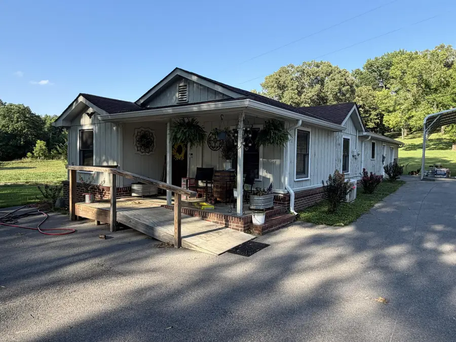 608 E Garden Farm Road, Rossville, GA 30741 - #2