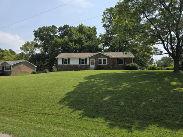641 Cleveland Dr, Clarksville, TN 37042