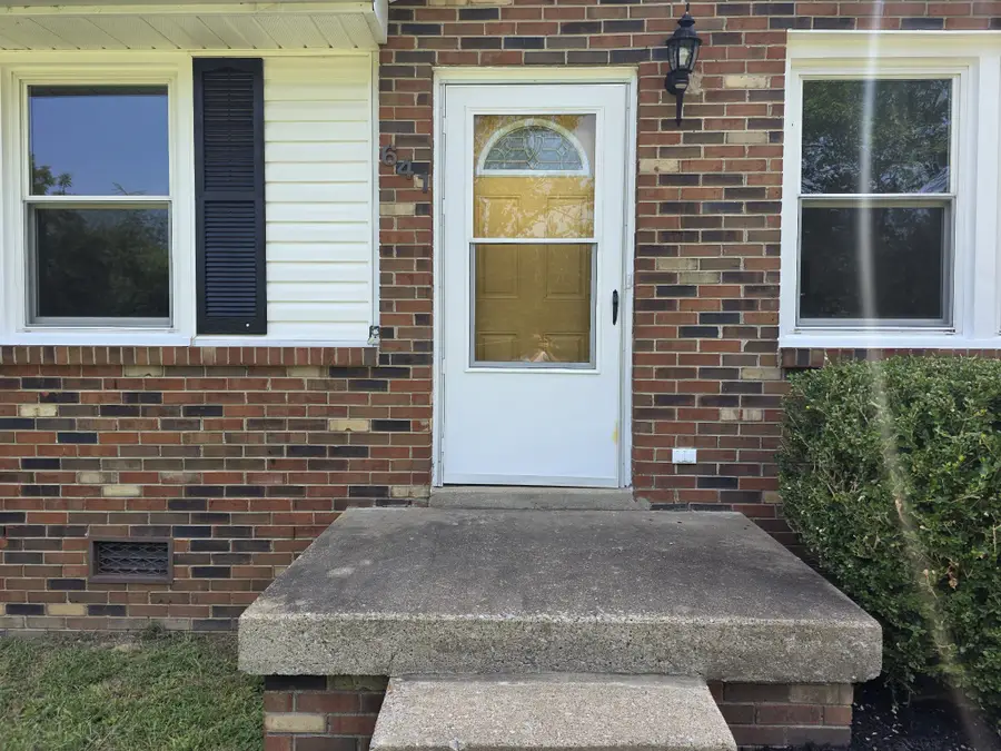 641 Cleveland Dr, Clarksville, TN 37042 - #2