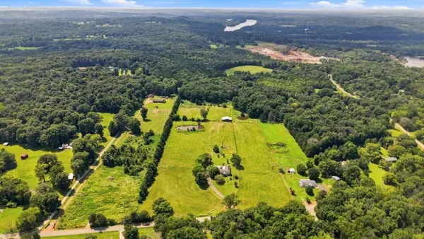 1150 Canoe Branch Rd, Lebanon, TN 37087