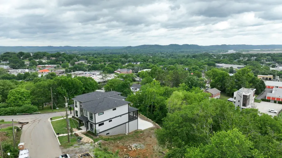 6031 Hill Cir, Nashville, TN 37209 - #2
