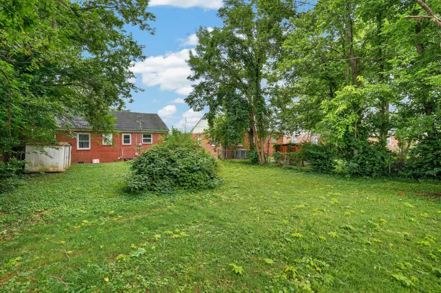 54 Robin Rd, Hopkinsville, KY 42240 - #2