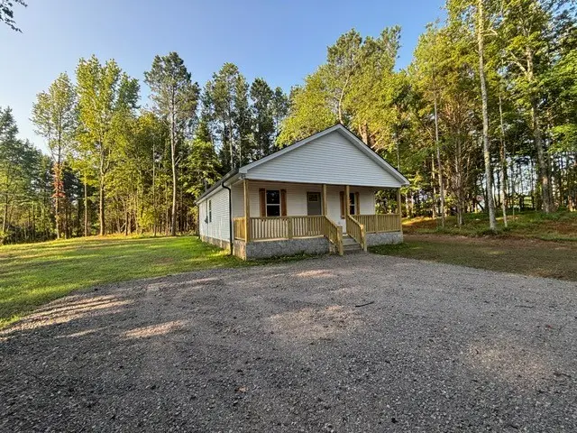 3131 Oak Grove Rd, Goodspring, TN 38460 - #1