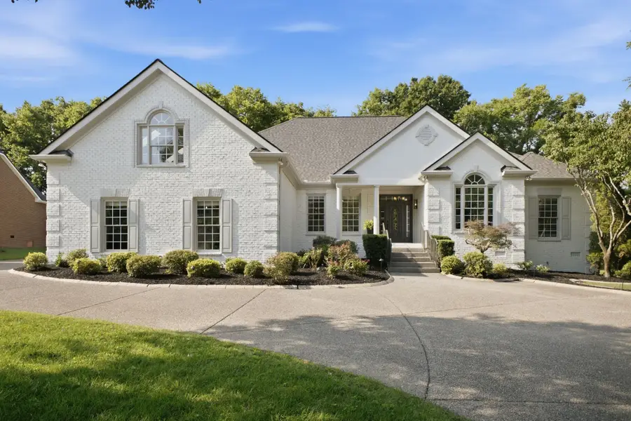 9067 Fallswood Ln, Brentwood, TN 37027 - #2