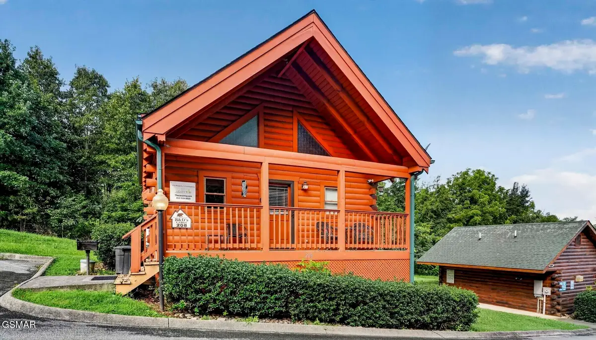 208 Moose Ridge Way, Pigeon Forge, TN 37863 - #1
