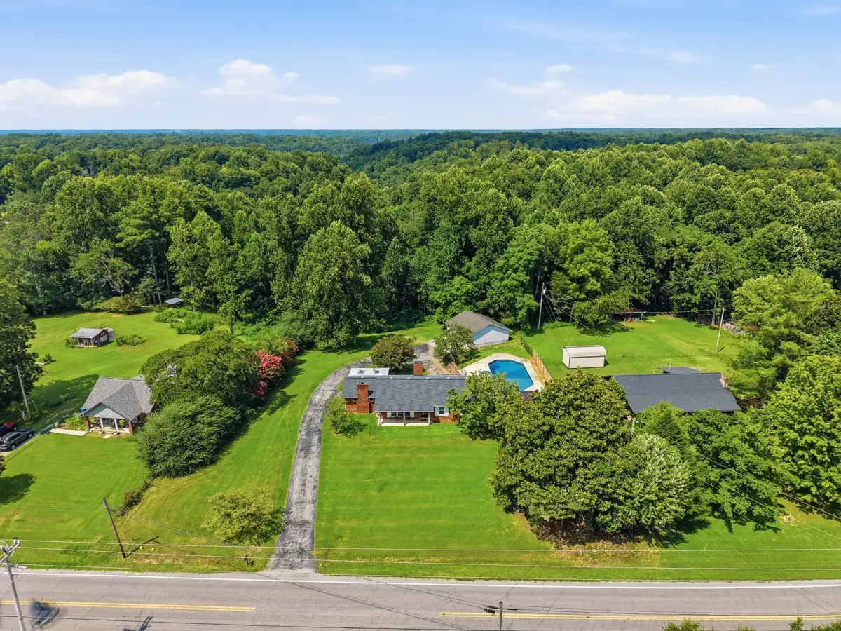 7889 Nashville Hwy, Baxter, TN 38544 - #1
