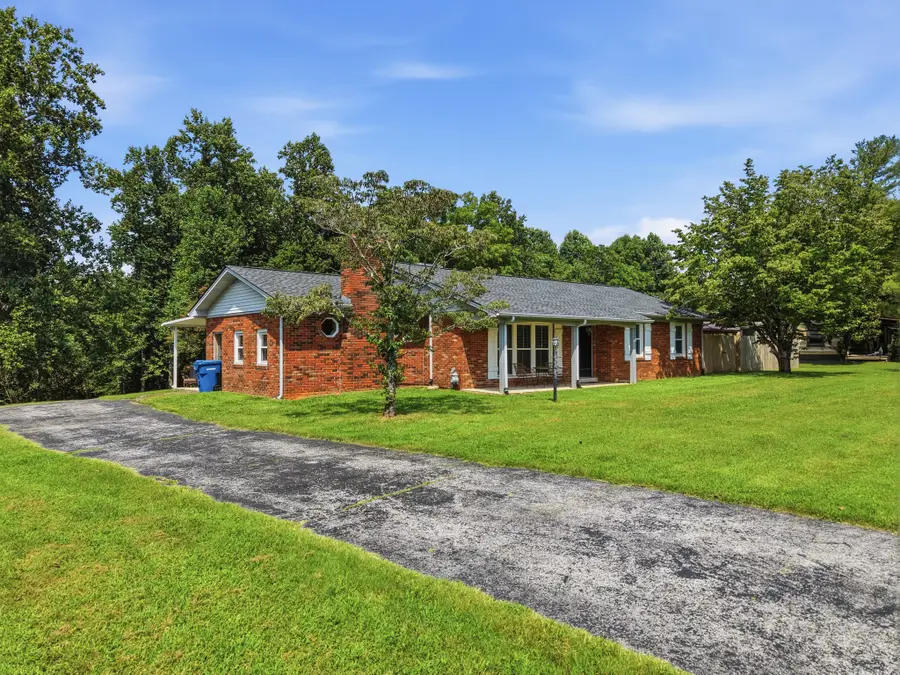 7889 Nashville Hwy, Baxter, TN 38544 - #3