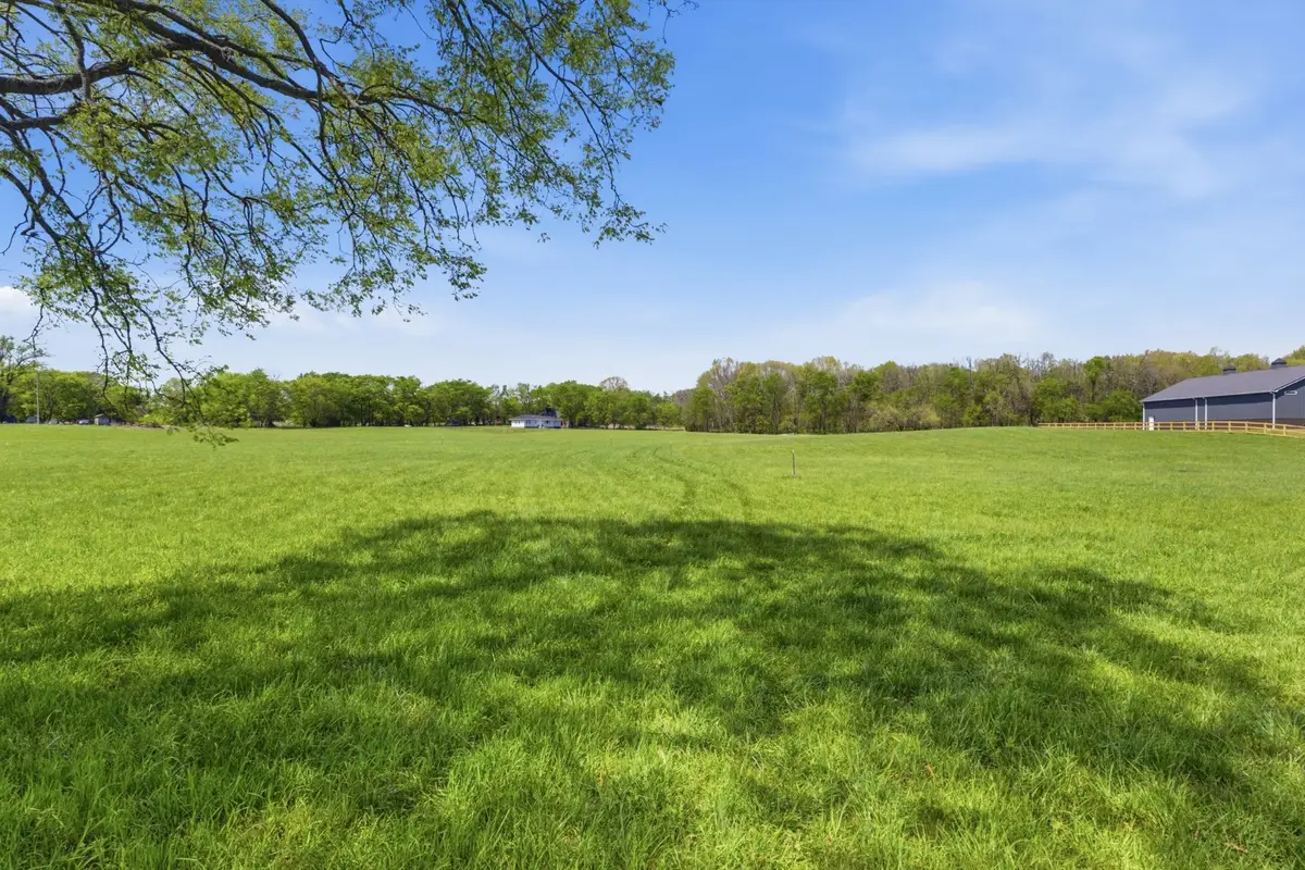 2910B Cairo Bend Rd, Lebanon, TN 37087 - #1