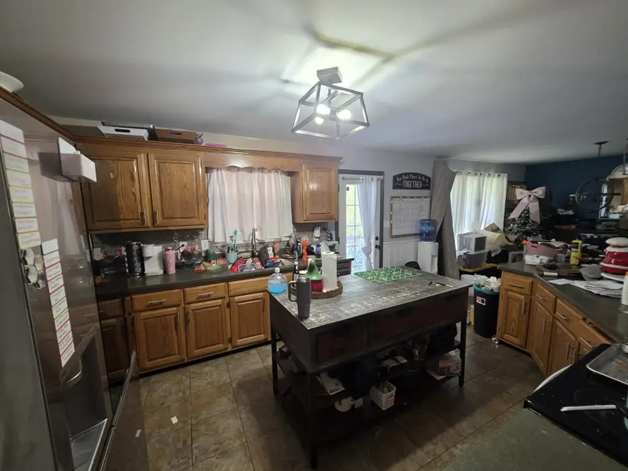 825 Leigh Ann Dr, Clarksville, TN 37042 - #2