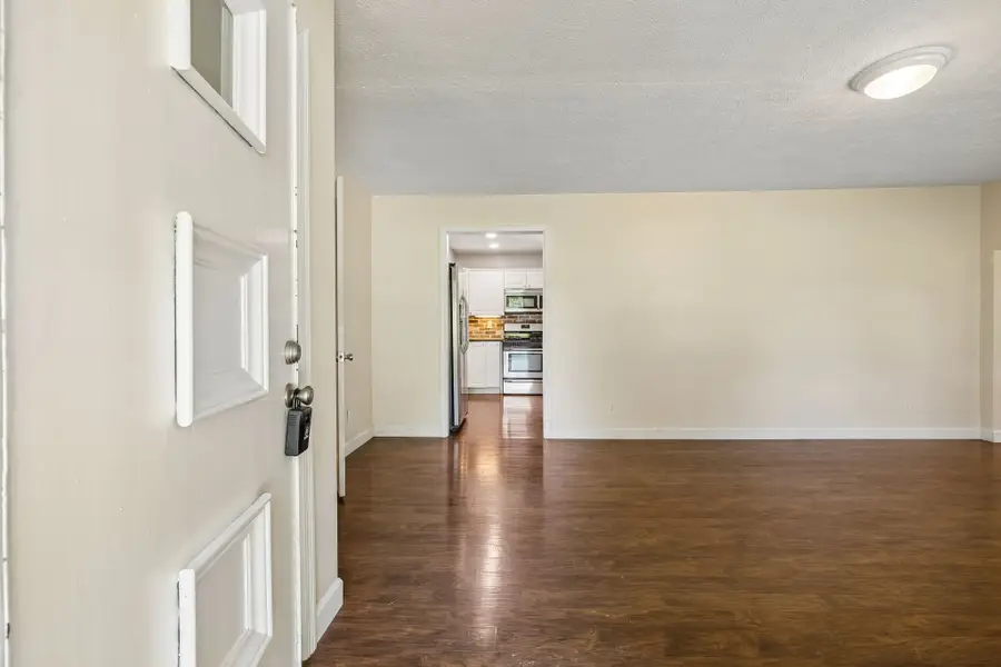 106 Smith St, Ashland City, TN 37015 - #3