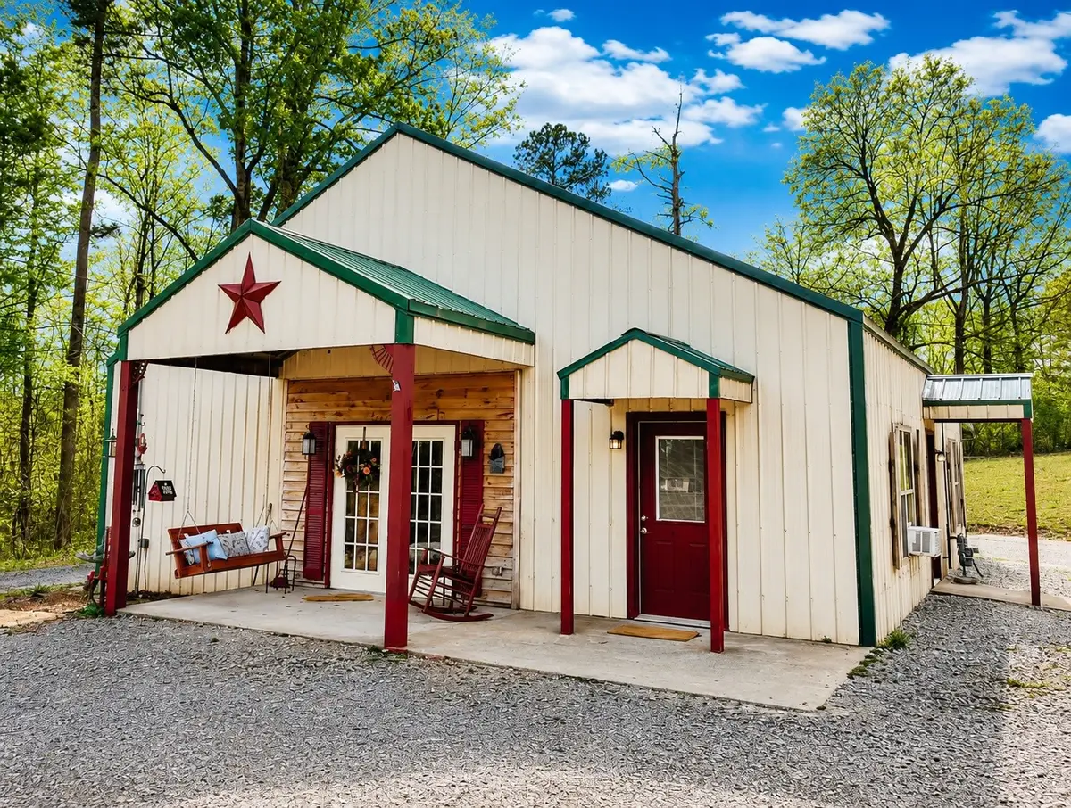 89 Leach Rd, Huntingdon, TN 38344 - #1