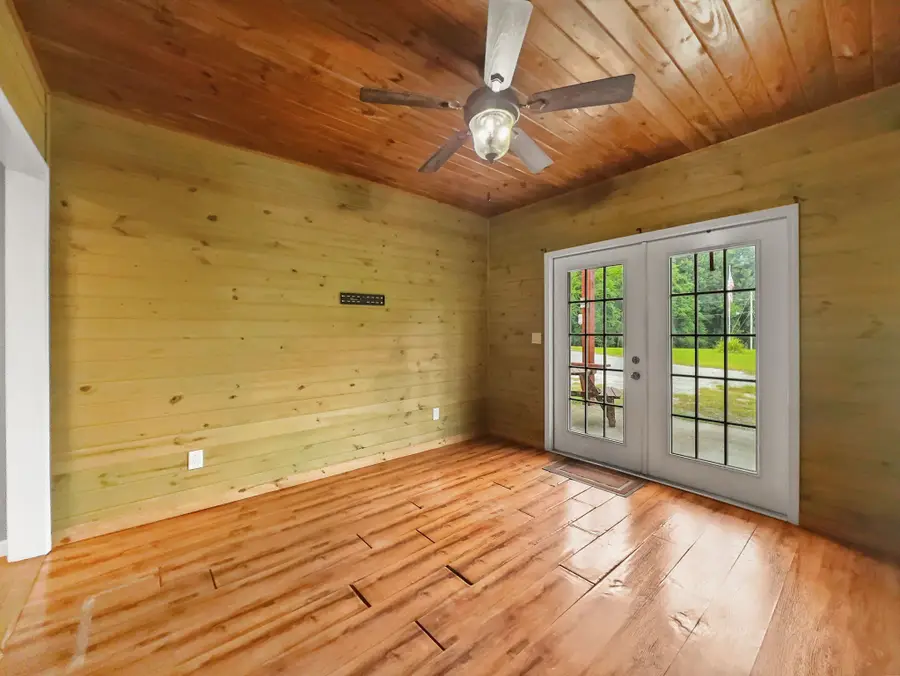 89 Leach Rd, Huntingdon, TN 38344 - #3