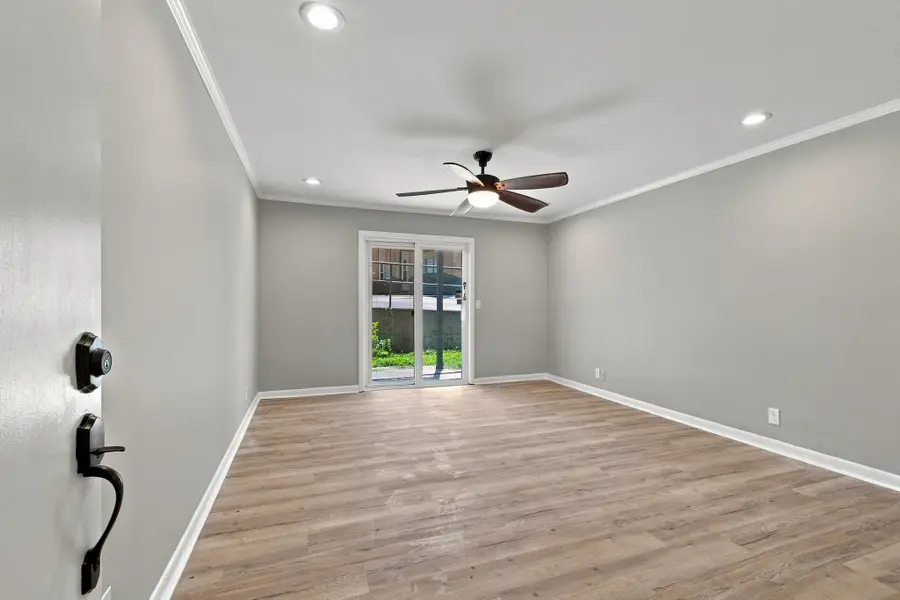 555 N Dupont Ave #D93, Madison, TN 37115 - #3