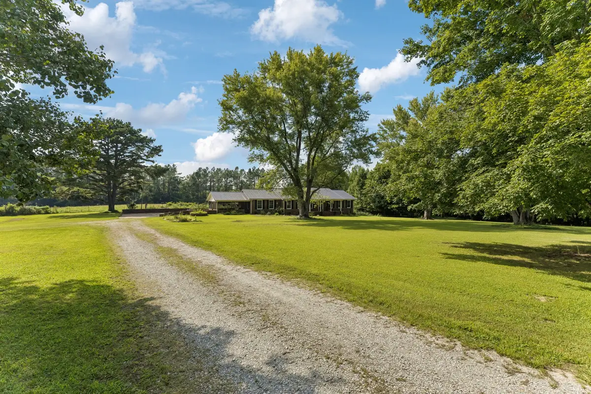 216 Napier Lake Rd, Hohenwald, TN 38462 - #1