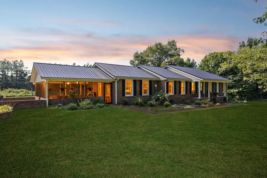 216 Napier Lake Rd, Hohenwald, TN 38462 - #3