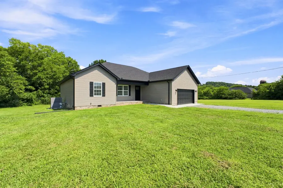 124 Simmons Ln, Shelbyville, TN 37160 - #3