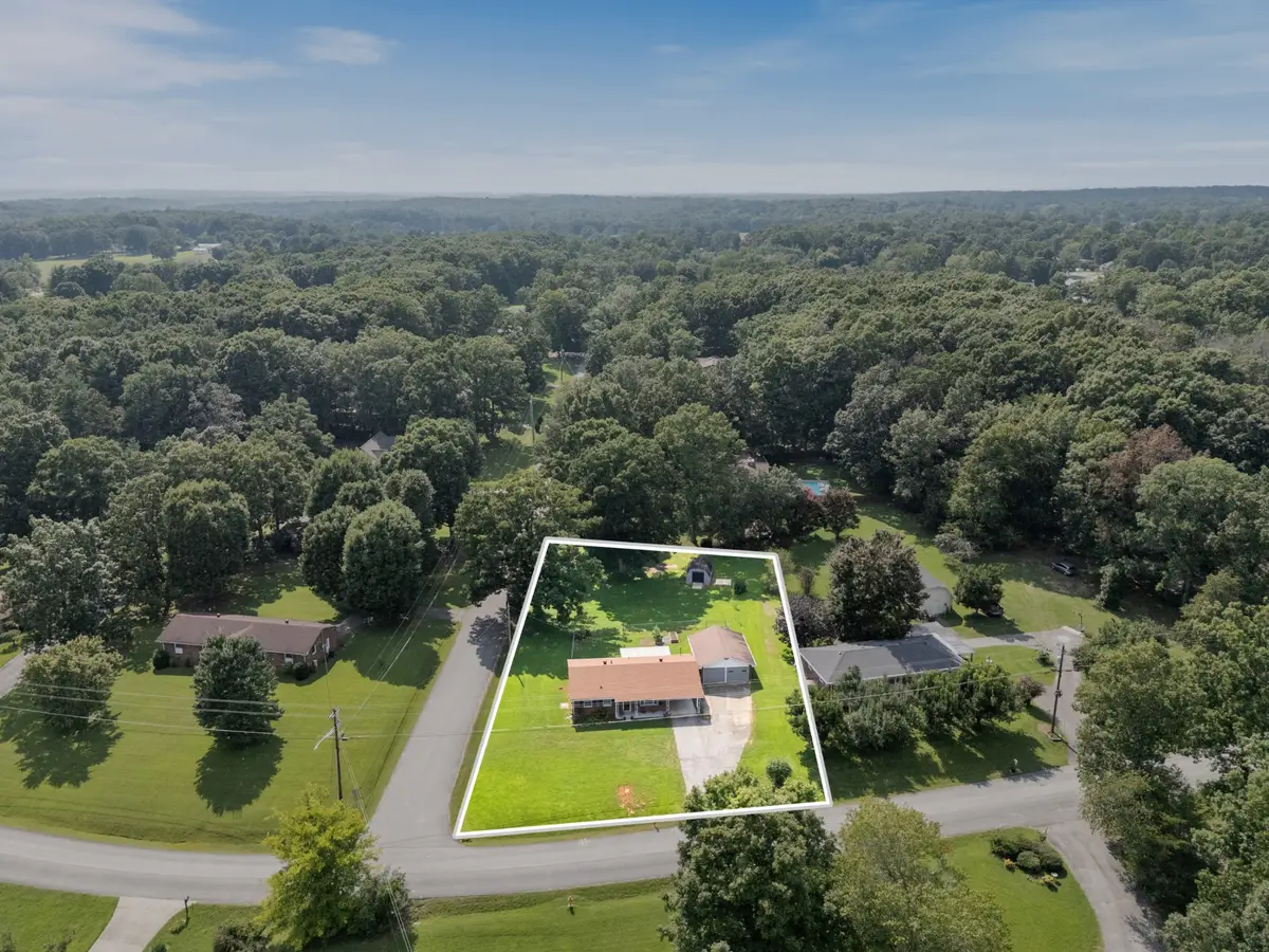 130 Payne Springs Rd, Dickson, TN 37055 - #1