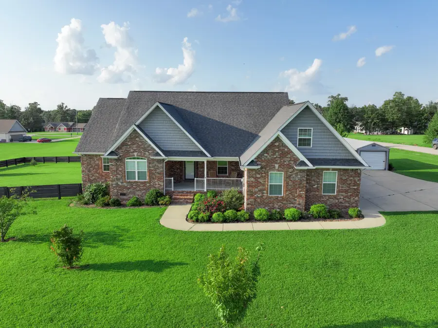 225 Gobbell Ave, Mount Pleasant, TN 38474 - #2