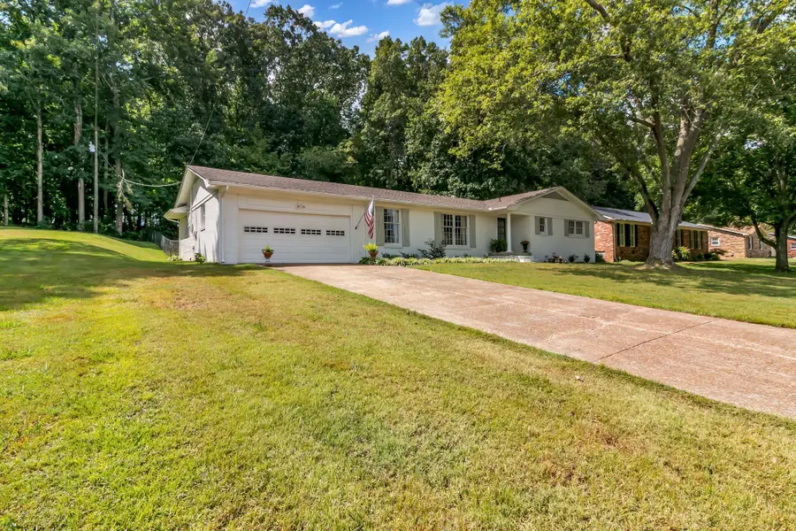 1923 White Oak Dr, Paris, TN 38242 - #3