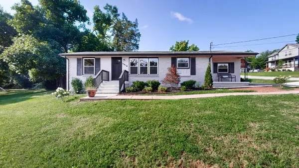 4916 Packard Dr, Nashville, TN 37211