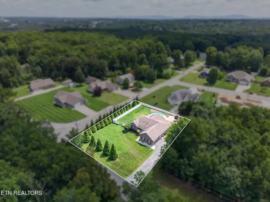 591 Spruce Loop, Crossville, TN 38555 - #2