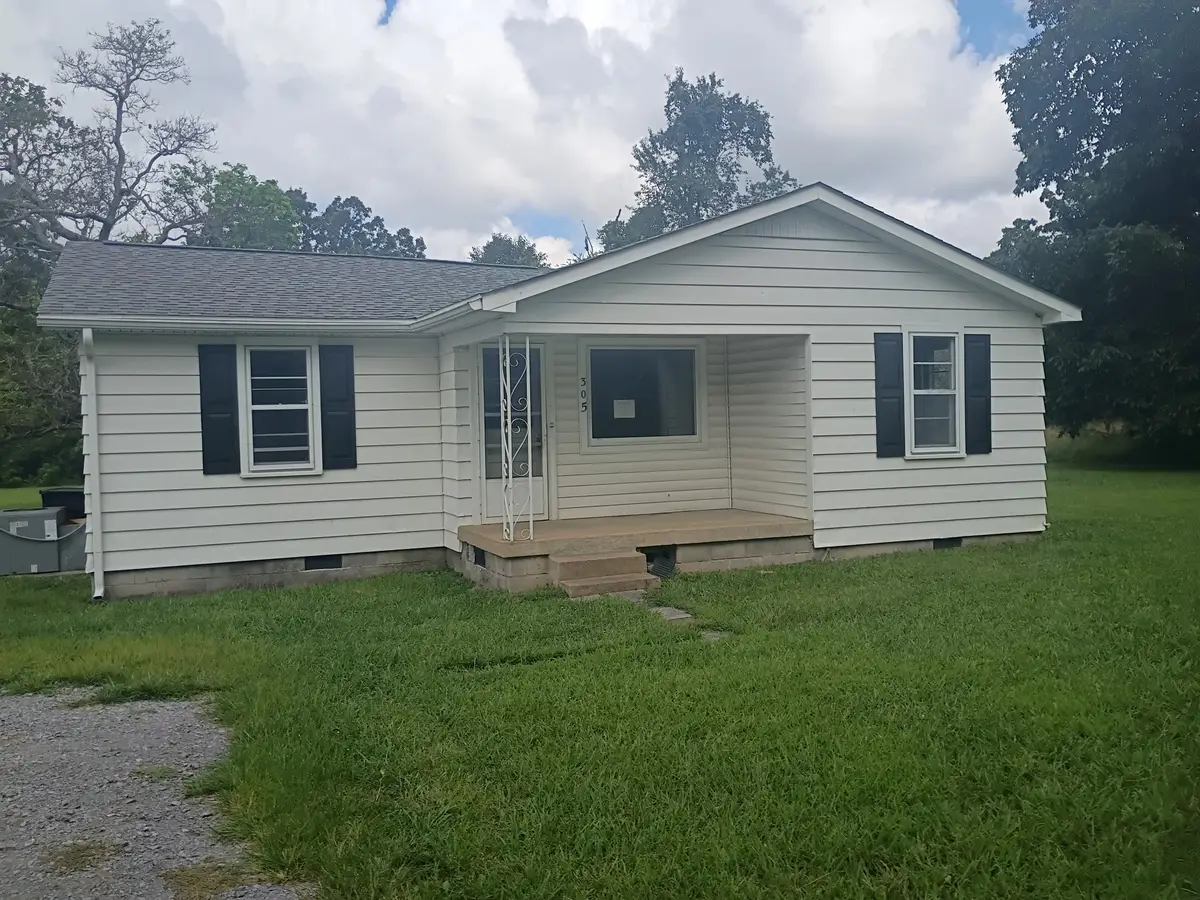 305 Marbury Rd, Tullahoma, TN 37388 - #1