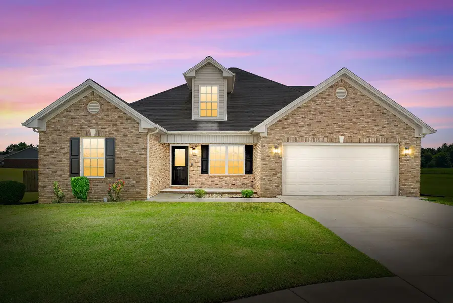 609 Summerset Pl, Hopkinsville, KY 42240 - #2