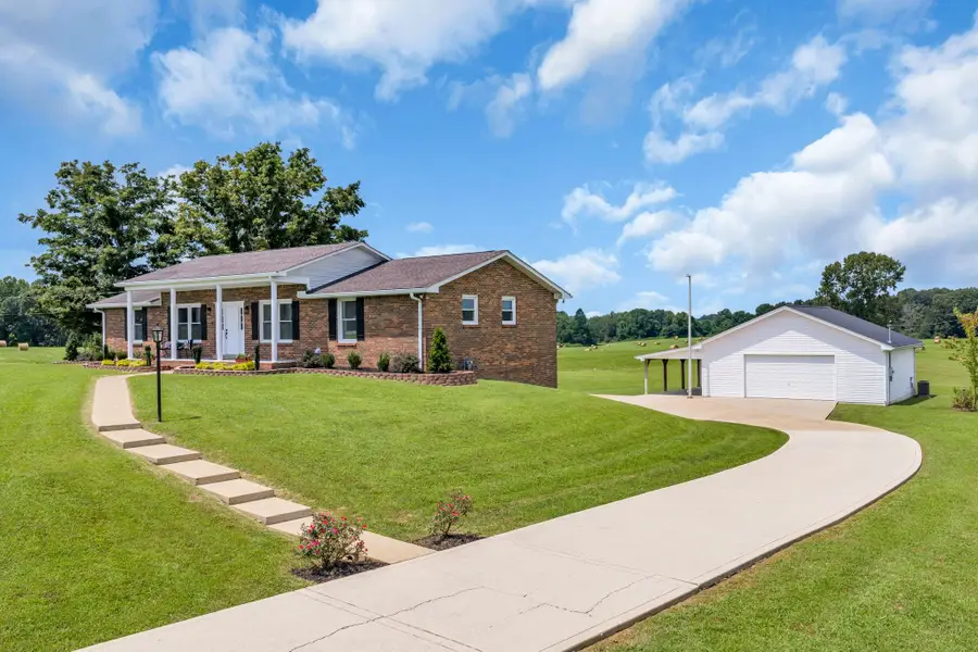 2151 Abiff Rd, Burns, TN 37029 - #2