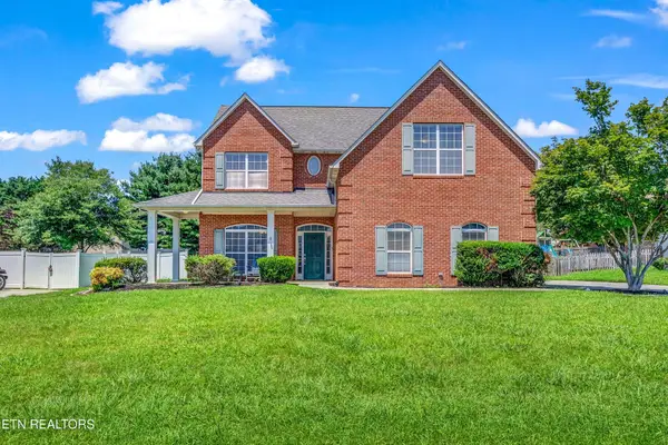 5021 Magic Lantern Drive, Knoxville, TN 37918