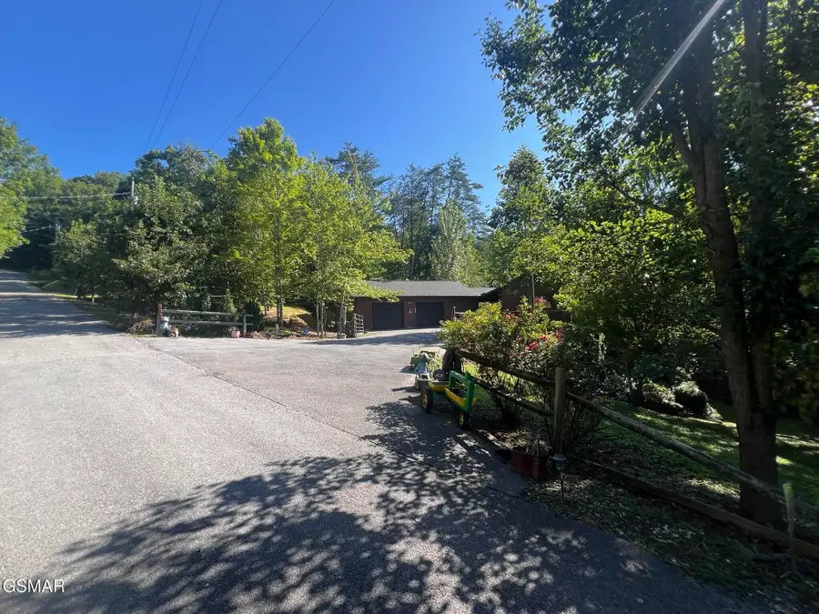 29 Scenic Woods Way, Sevierville, TN 37876 - #2