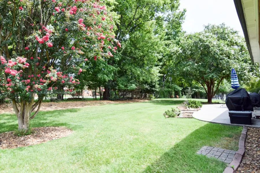 1074 Isaac Franklin Dr, Gallatin, TN 37066 - #3