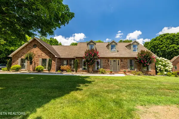 135 N Panoscenic Drive, Maryville, TN 37803