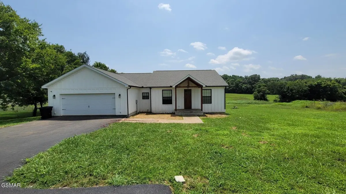 707 W Old A J Highway, New Market, TN 37820 - #1