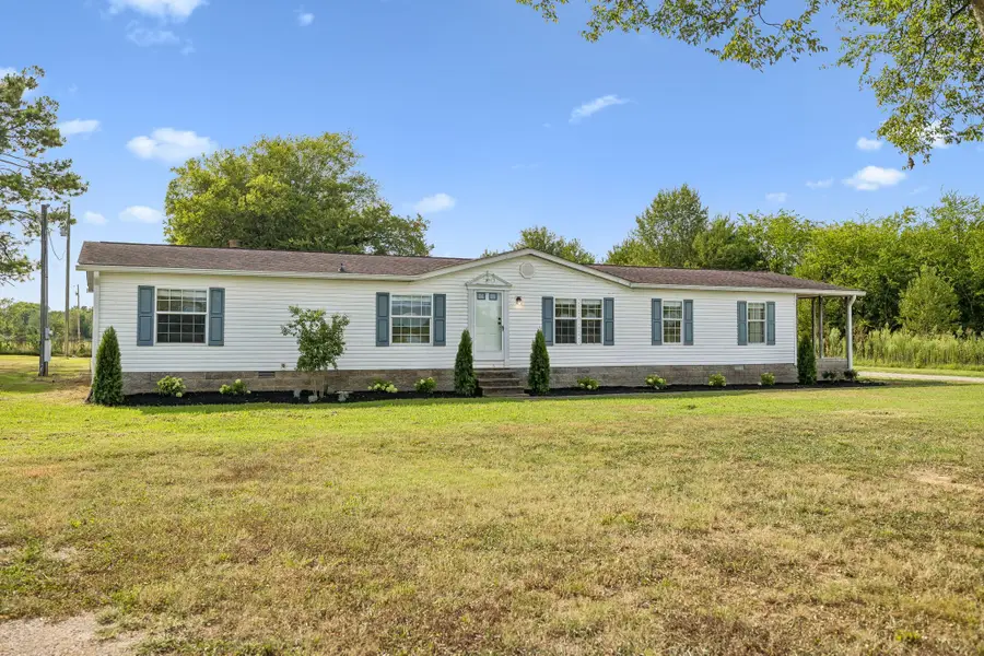 4980 Comstock Rd, Chapel Hill, TN 37034 - #3
