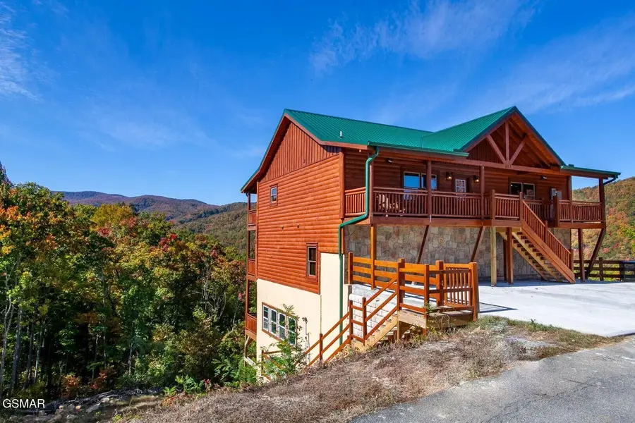 923 Street Of Dreams Drive, Gatlinburg, TN 37738 - #3