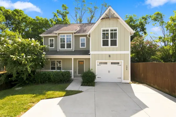 702B Waco Dr, Nashville, TN 37209