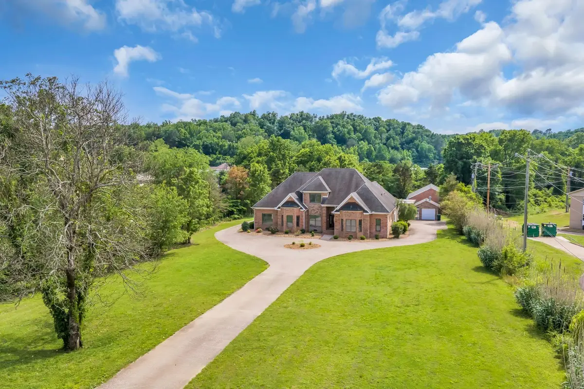 202 North Clydeton Road, Waverly, TN 37185 - #1