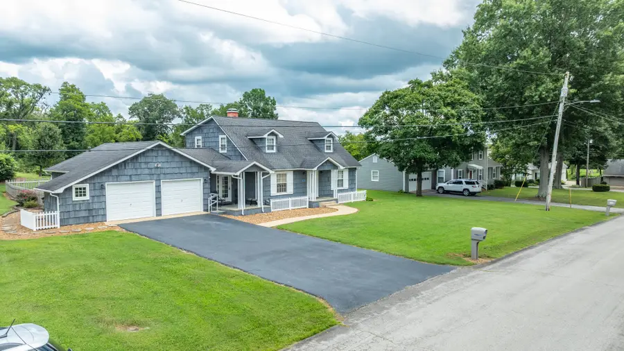 102 Revere Dr, Columbia, TN 38401 - #3