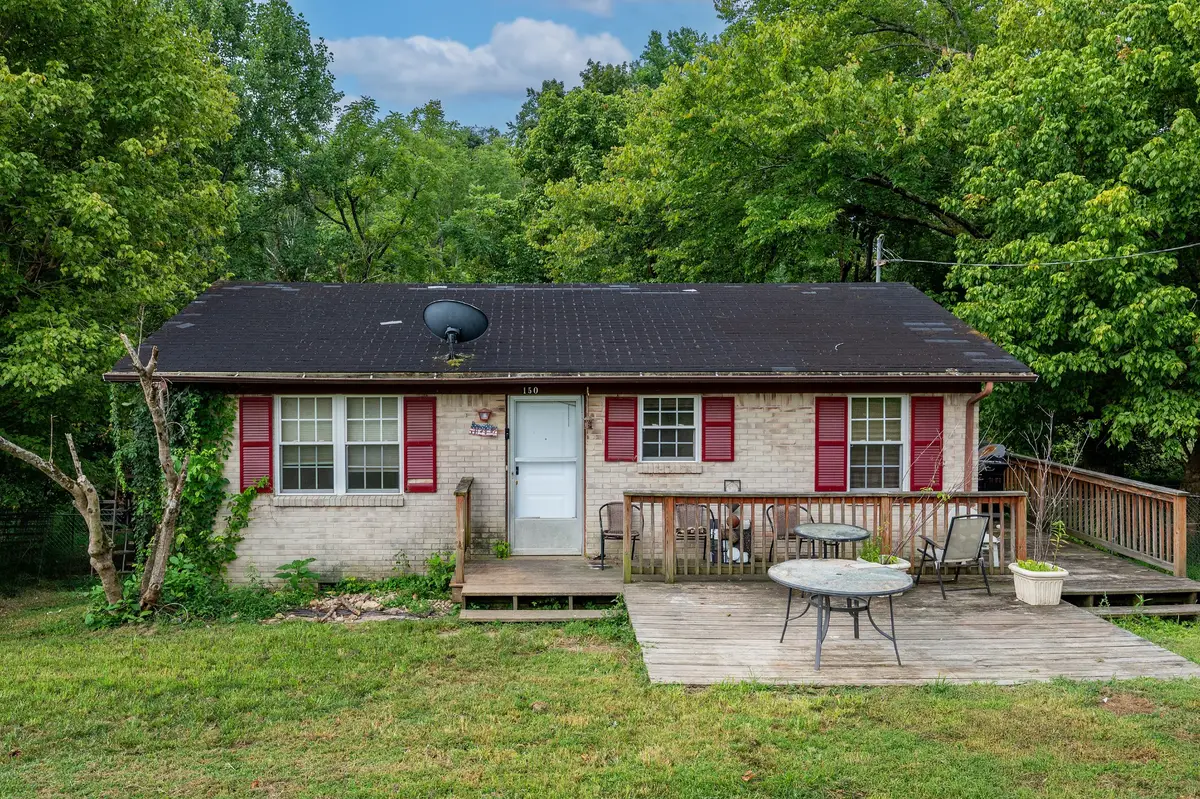 150 Christie Cir, Red Boiling Springs, TN 37150 - #1