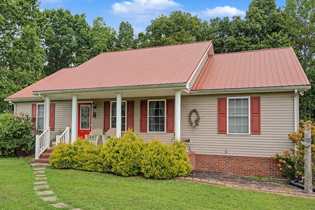 8229 Galen Rd, Lafayette, TN 37083 - #1