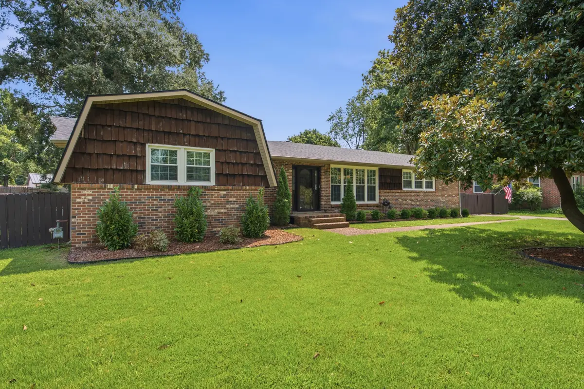 826 Rebel Cir, Franklin, TN 37064 - #1