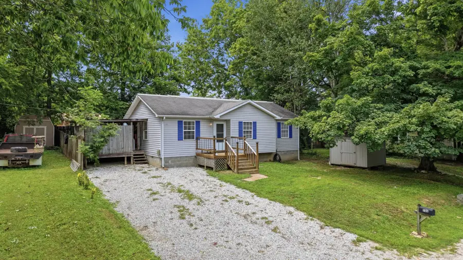 706 Madison St, Manchester, TN 37355 - #3
